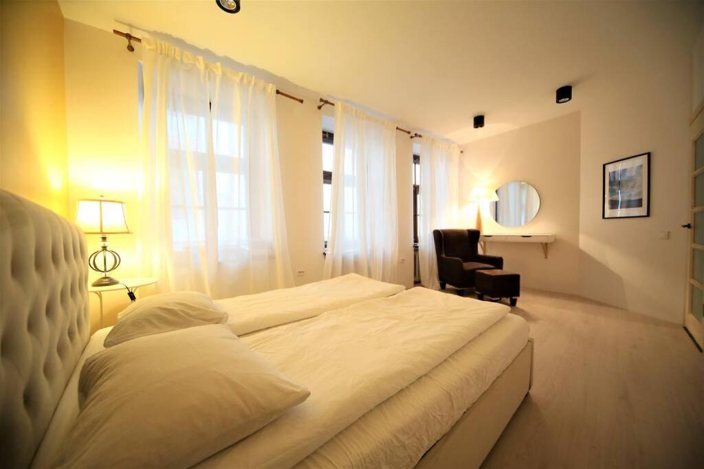 Lovely Two Bedroom In The Old Town Riga Eksteriør bilde
